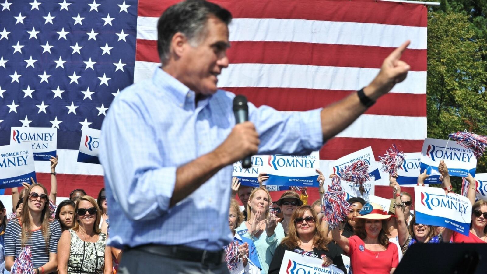 cheats/2012/09/15/romney-bashes-obama-on-budget/romney-cheat_sv1s5w