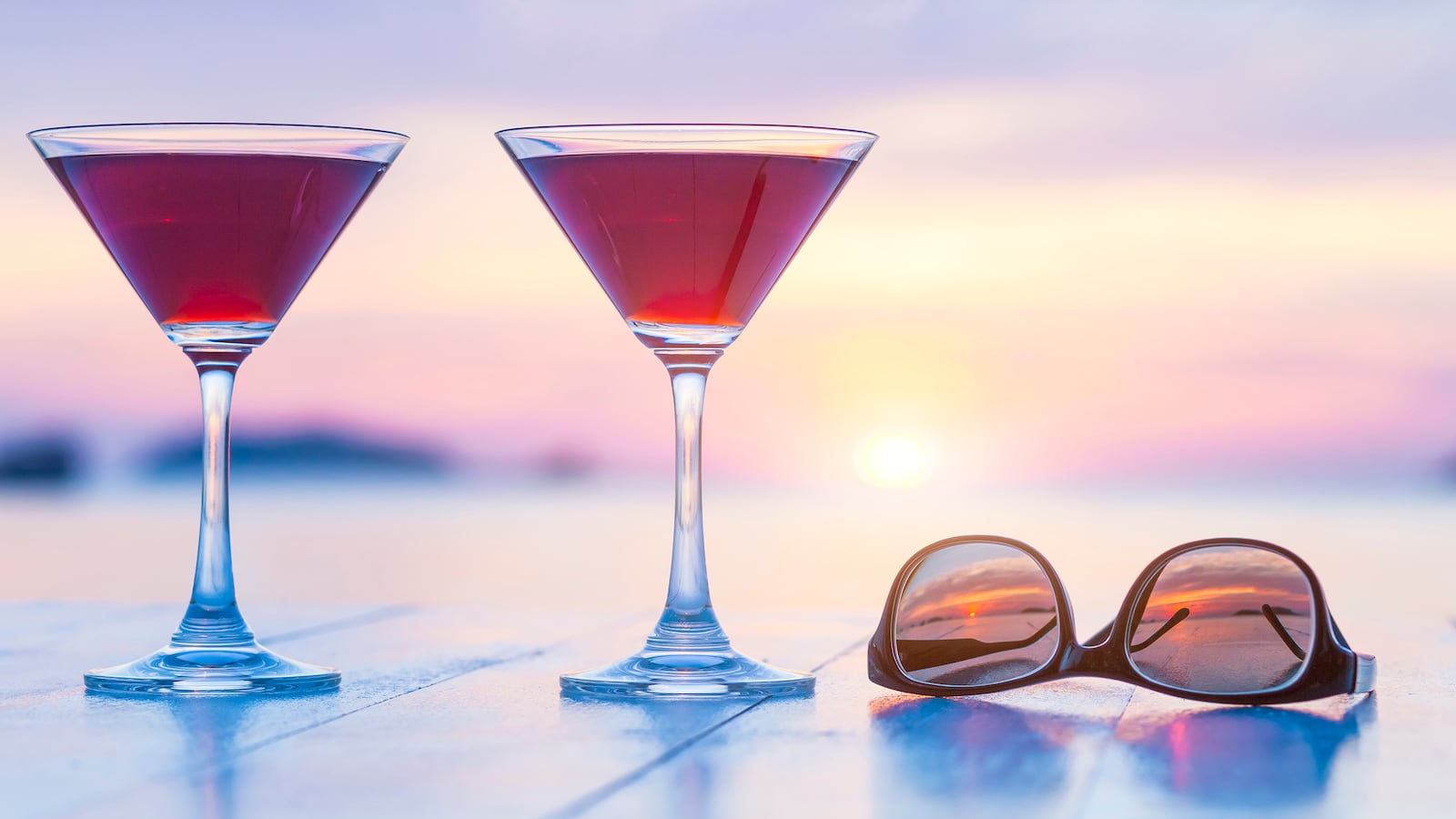 170620-rothbaum-summer-cocktails-tease_cs30d8