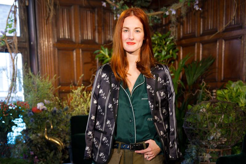 articles/2014/06/20/when-flowers-go-high-fashion-fashion-s-top-editor-turns-florist/140619-lexus-flower-fashion-tease_diiqnp