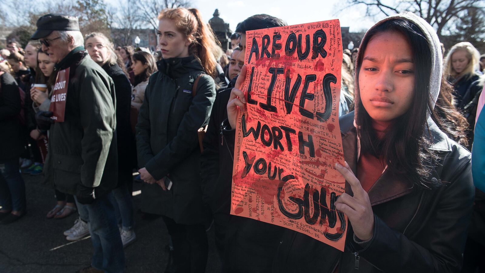 190904-dean-dems-guns-tease_v17qcr