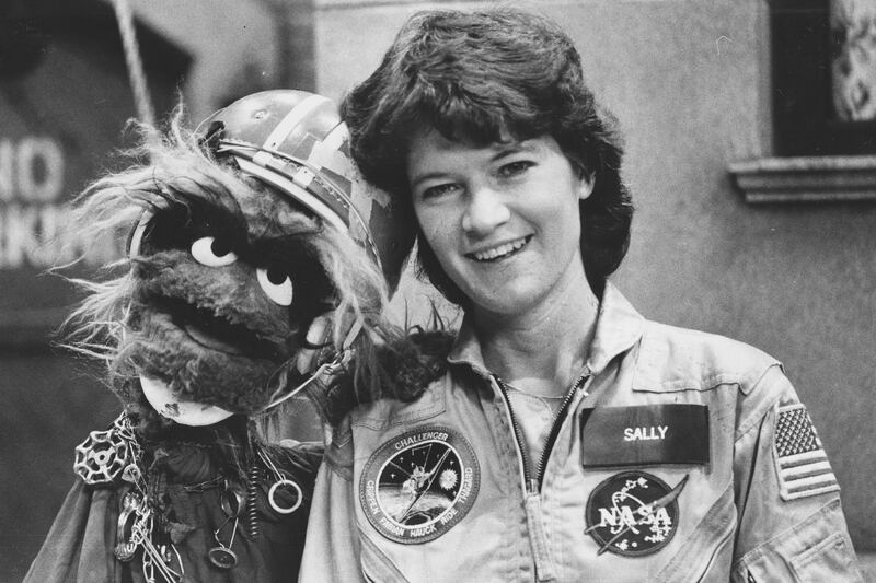 galleries/2012/12/28/whitney-houston-tony-scott-more-celebrities-who-died-in-2012-photos/celebrity-deaths-2012-sally-ride_shafa1