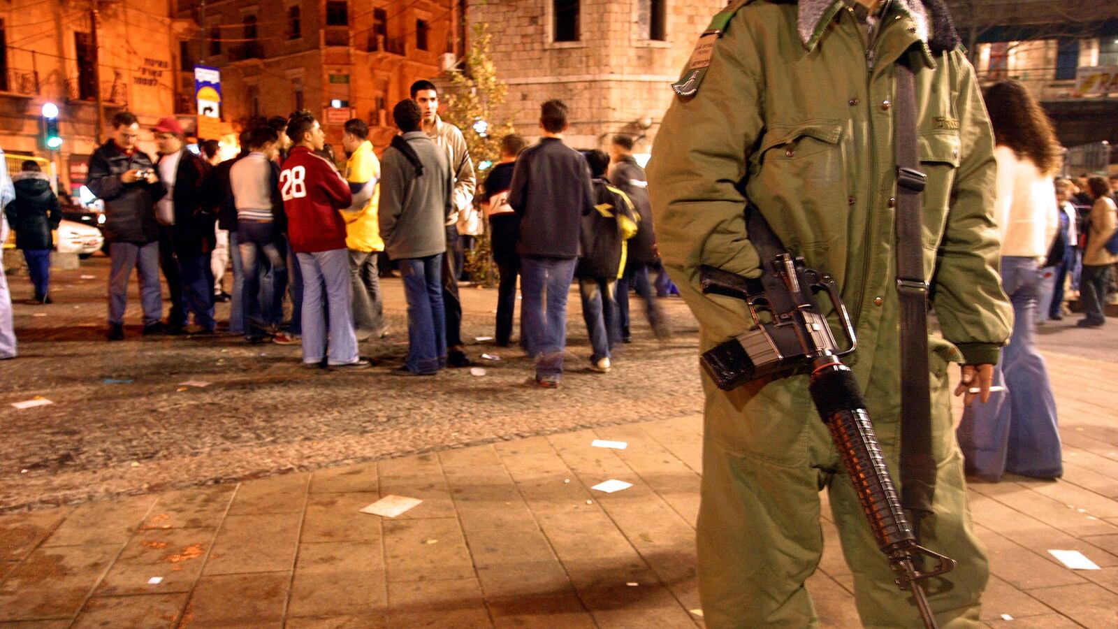 articles/2012/08/30/violence-and-discourse-a-response-to-yousef-munayer/zion-square-openz_xcfind