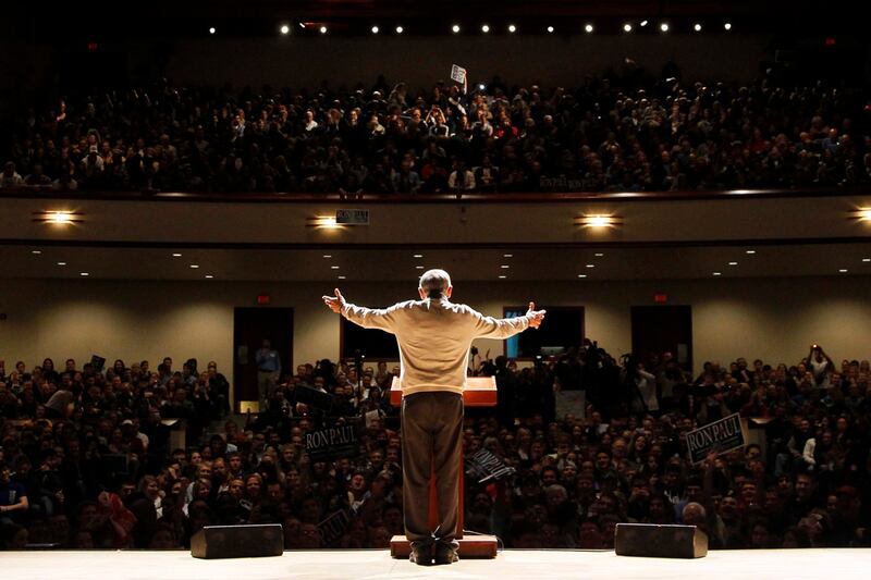 articles/2012/02/05/ron-paul-s-plan-to-mess-up-mitt-romney/ron-paul-long-game-avlon_jvqeab