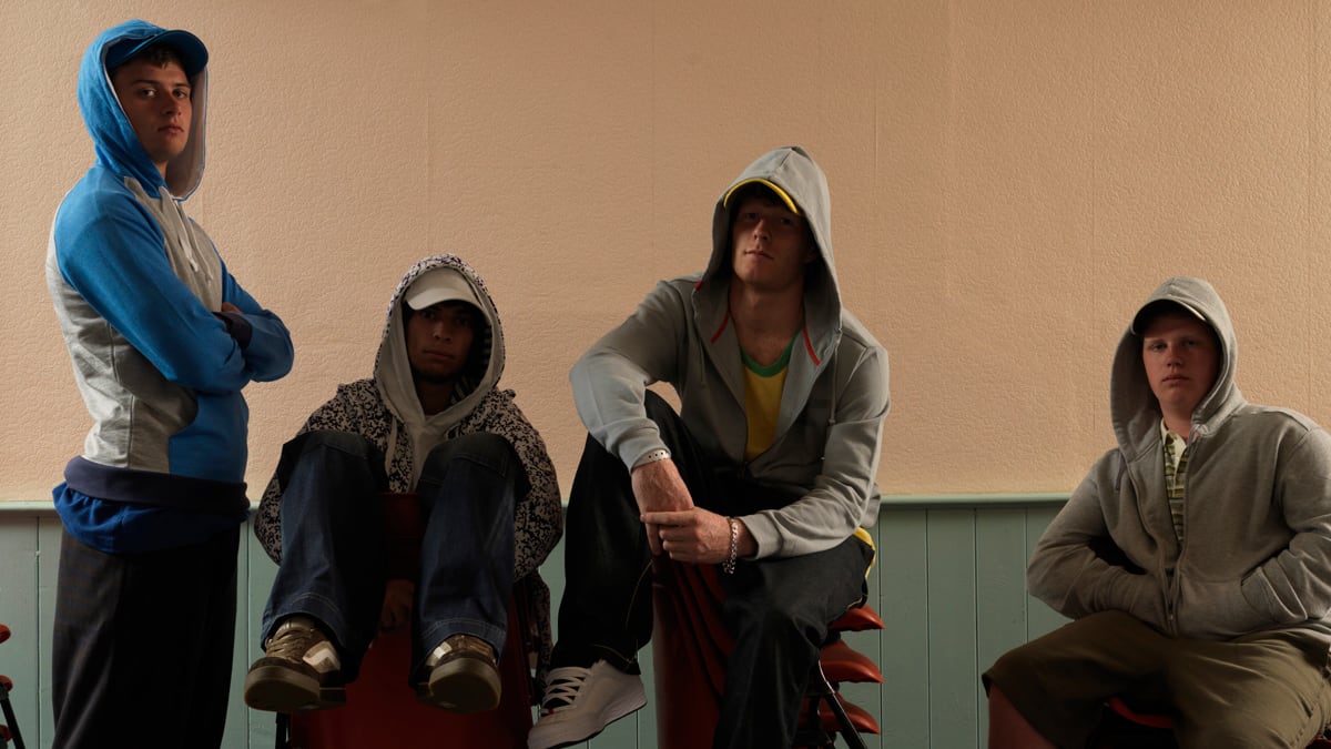 articles/2011/07/13/chavs-by-owen-jones-the-british-working-classes-fight-back/chavs-review-hoskin_ftjmsu