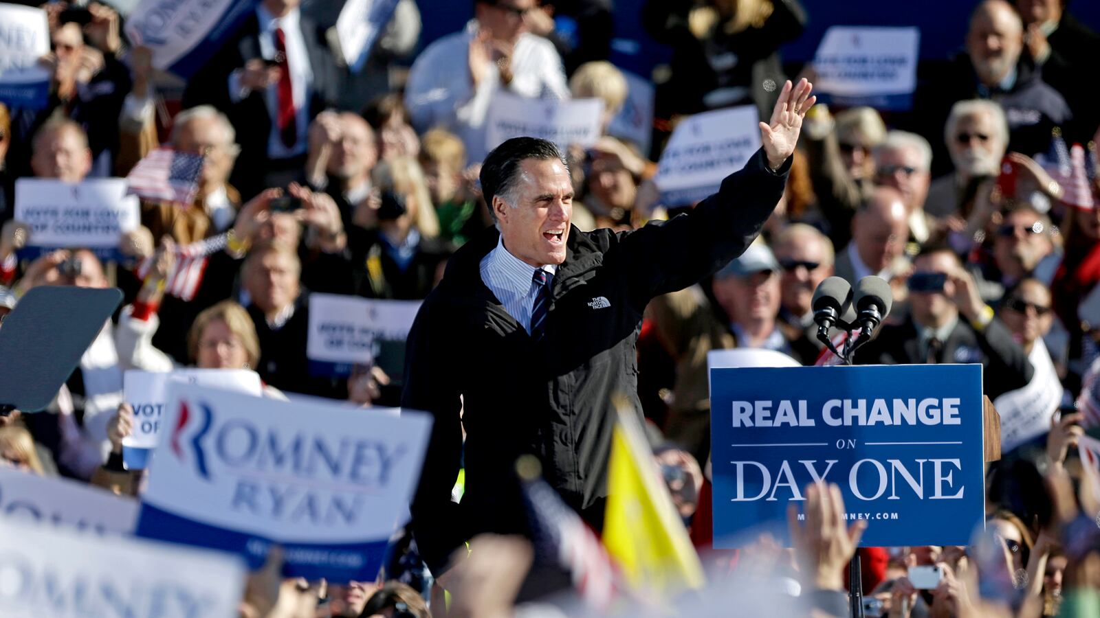 articles/2012/11/06/why-voters-attend-final-days-campaign-rallies/mitt-romney-ralliers-freedlander_mdu012