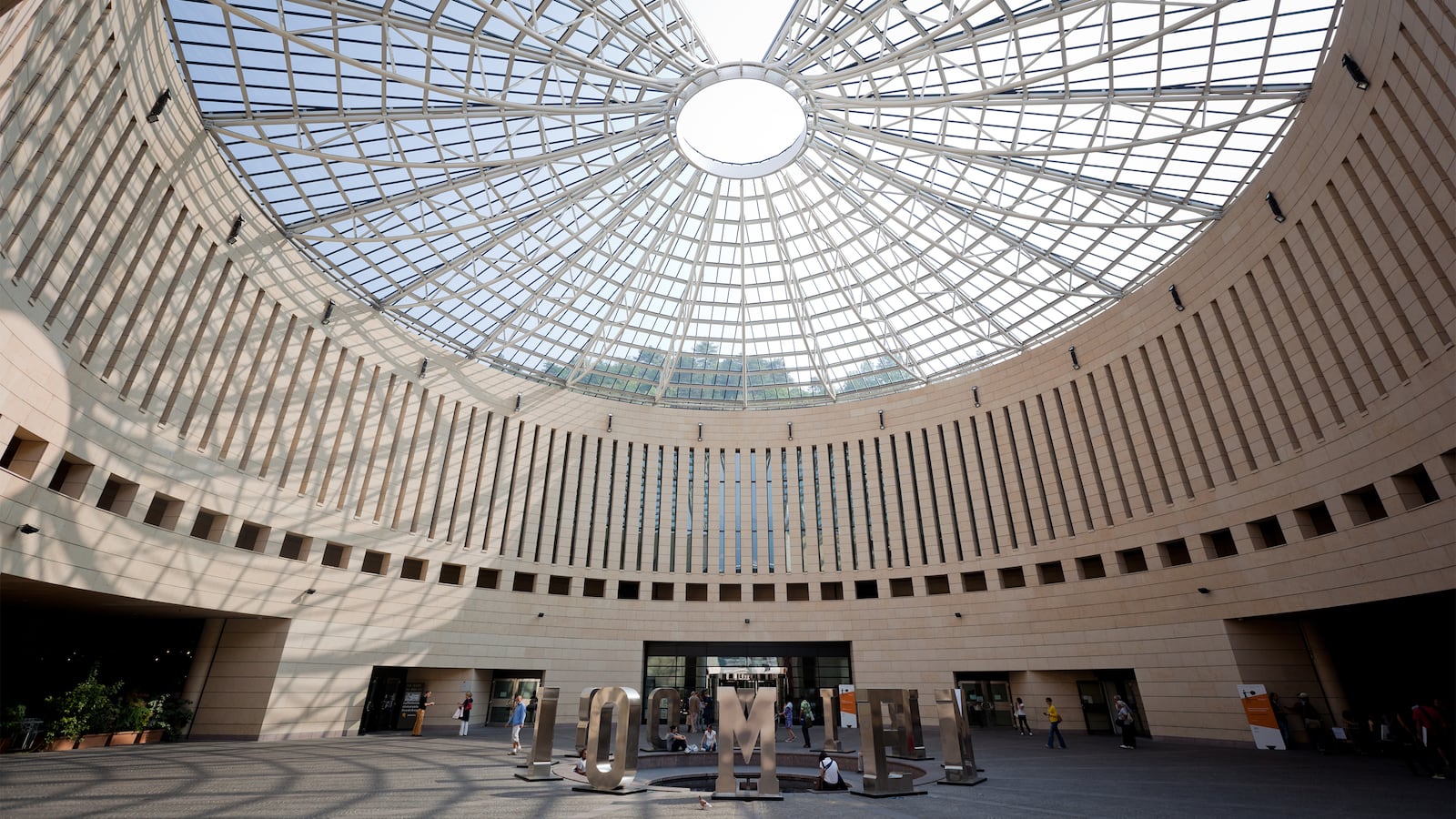 220731-italy-museum-tease-01_ybluzj