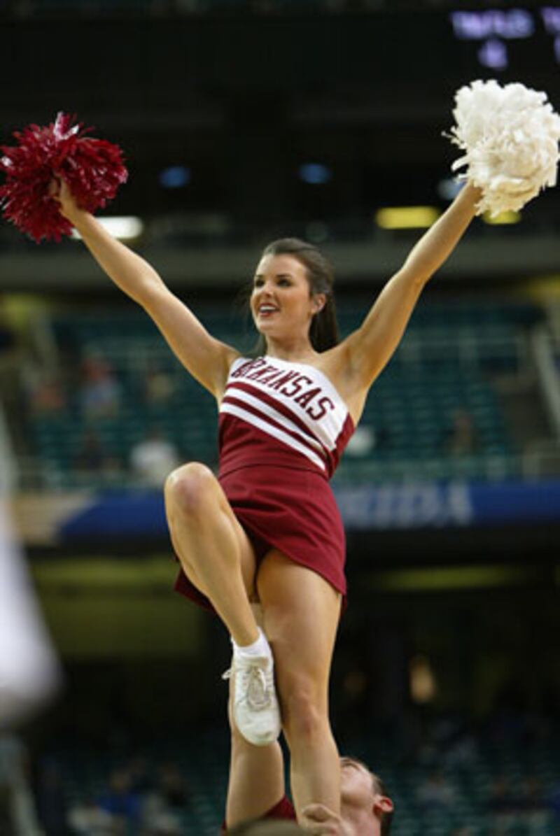 galleries/2011/03/20/die-hard-college-hoops-fans/college-basketball-fans---university-of-arkansas_tger5c