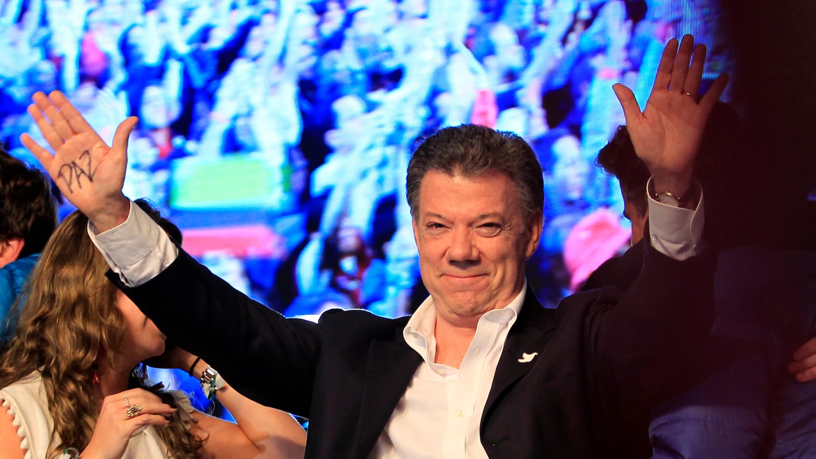 cheats/2014/06/16/santos-wins-2nd-term-as-colombia-s-prez/140616-colombia-president-cheat_yirem1