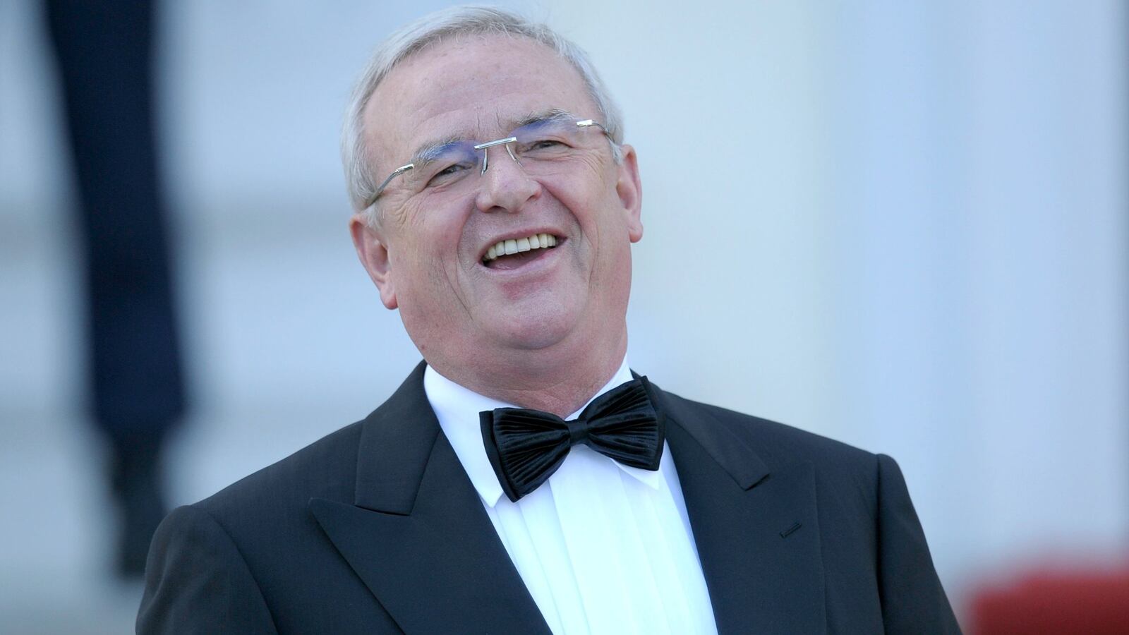 cheats/2015/09/23/volkswagon-ceo-resigns/150923-volkswagen-ceo-cheat_bfy3hw