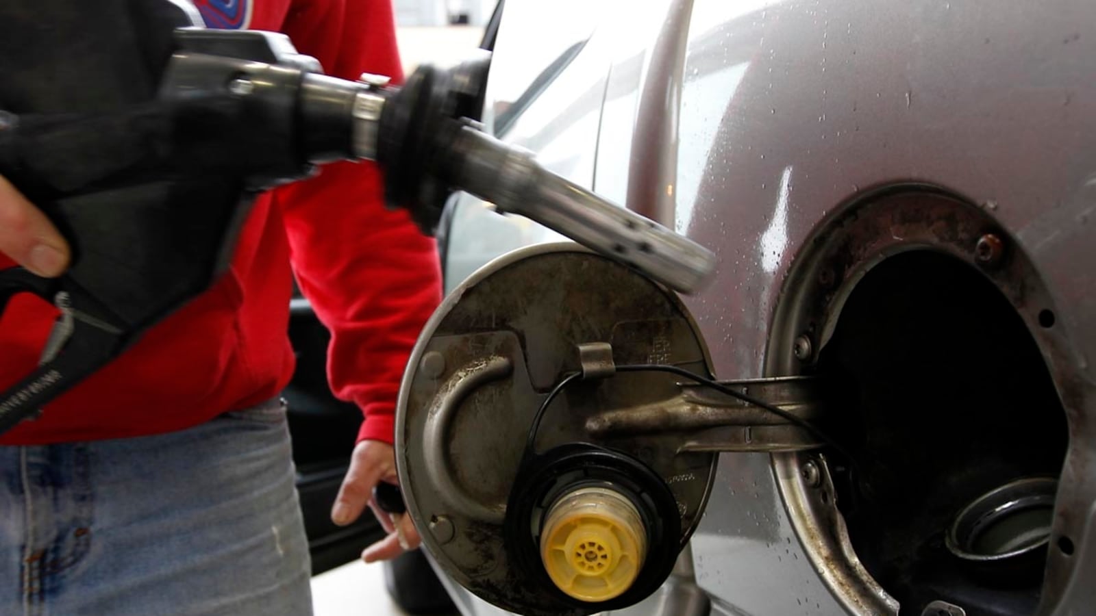 cheats/2012/02/28/rick-blame-gas-prices-for-recession/santorum-blames-gas-prices-for-recession-cheat_bma7vt