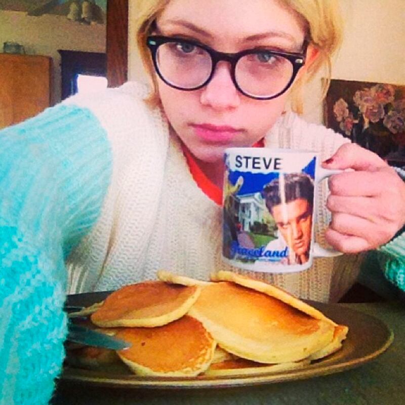 galleries/2013/12/01/from-cara-delevingne-to-kim-kardashian-the-11-best-fashion-instagrams/genivson_shu3dq