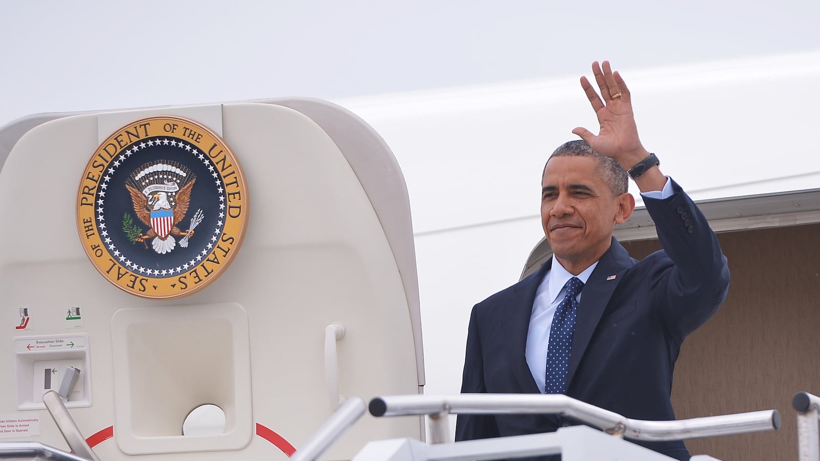 cheats/2014/06/13/obama-to-make-first-indian-country-visit/140613-obama-sioux-cheat_ucjufl