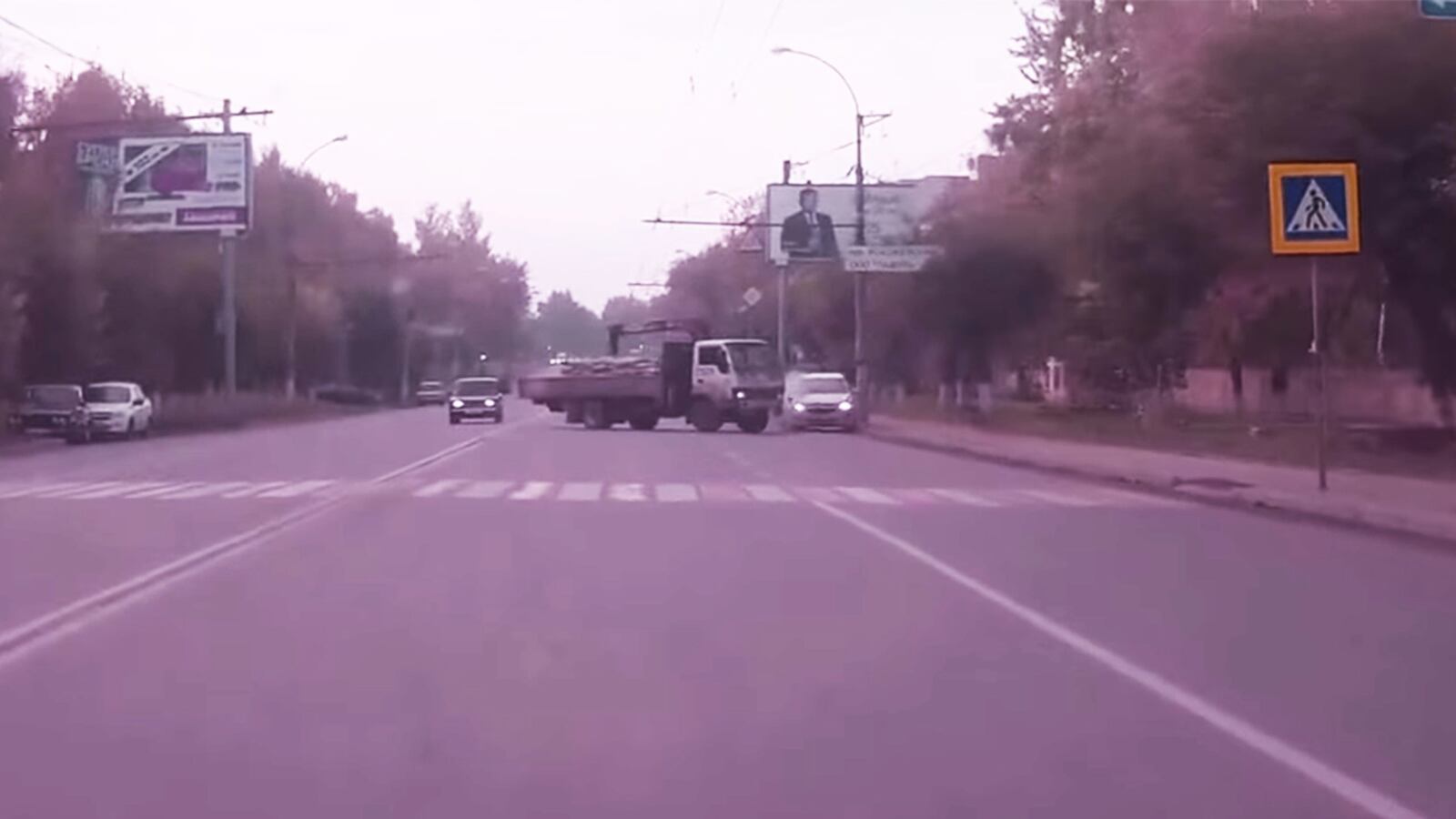 articles/2014/10/09/russian-dashcam-car-chase/141009-viralvid-dashcam-tease_usfyge