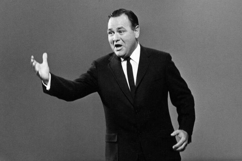 articles/2013/04/12/remembering-jonathan-winters-ken-tucker-on-the-tragic-and-triumphant-life-of-the-late-comedian/130412-jonathan-winters-tease_ki4fgr