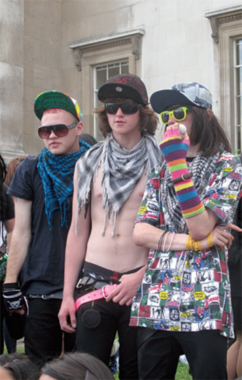 galleries/2012/07/17/vice-magazine-s-dos-don-ts-2-photos/vice-12_aapqog