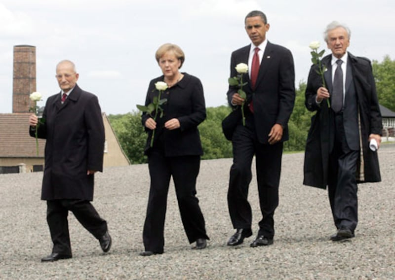 articles/2009/06/03/obamas-mideast-photo-album/obamas-saudi-trip---launch_m0k68h