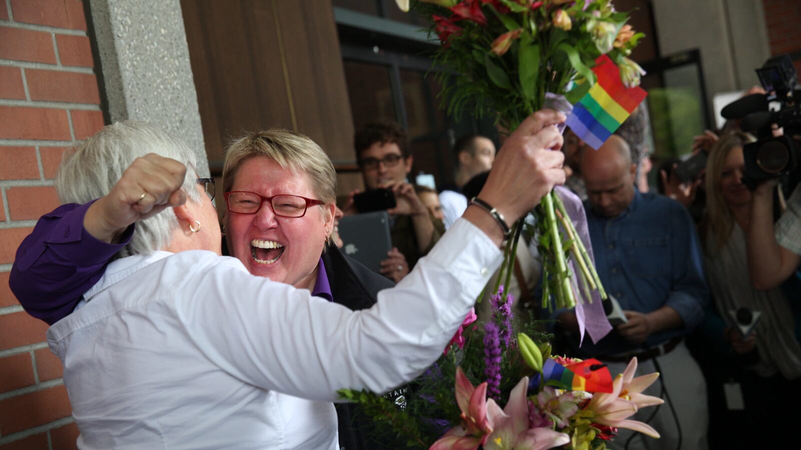 articles/2014/05/25/the-battle-for-lgbt-equality-isn-t-over-yet/140723-oregon-gay-marriage-tease_eexhiw