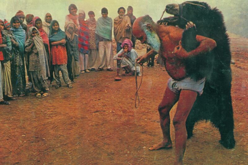 articles/2014/04/20/india-s-last-home-to-magicians-acrobats-and-puppeteers/140417-tomorrow-we-disappear-gallery-tease_vzc22k