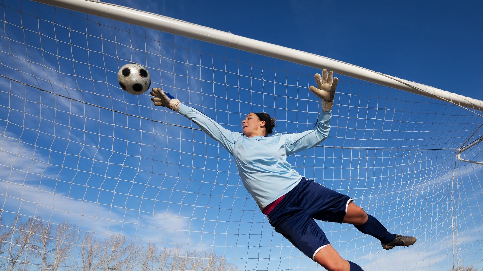 articles/2014/06/30/portland-is-ground-zero-for-the-best-women-s-soccer-in-the-world/140629-shoop-portland-soccer-tease_g74zyp