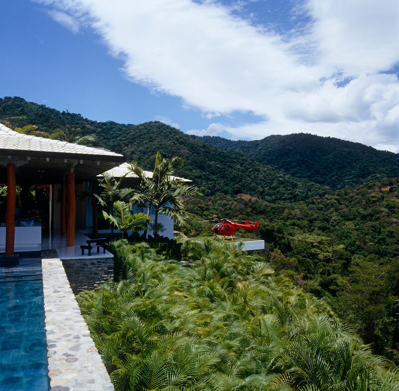 galleries/2013/08/31/omg-i-want-this-house-venezuela/130829-omg-venezuela2_lfkcar