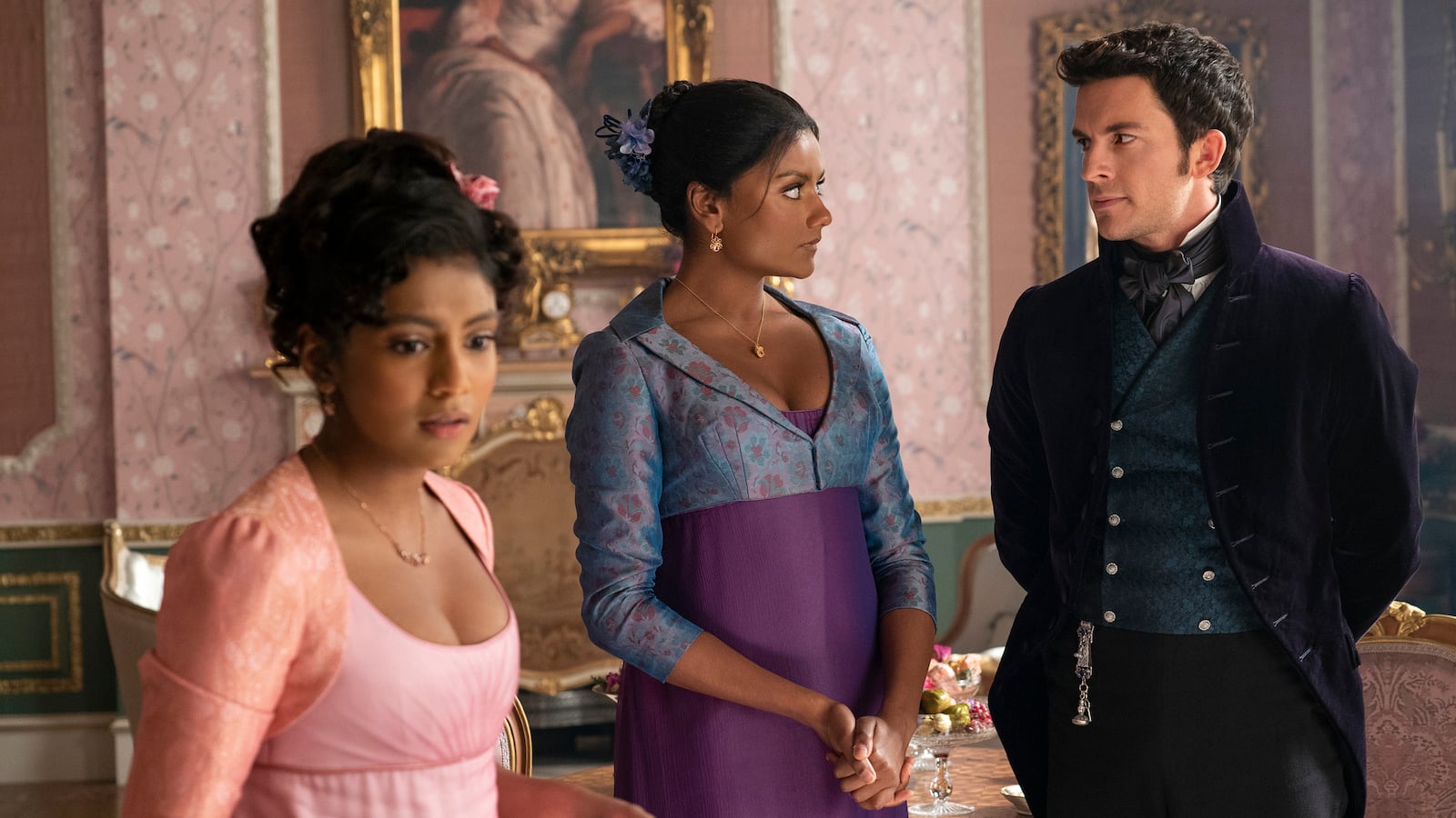 220322-bridgerton-tease-01_b4x2z1