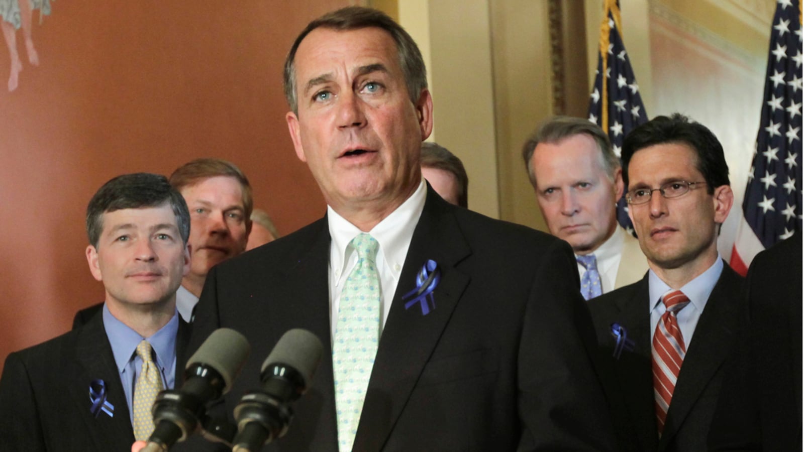 cheats/2011/07/26/obama-boehner-spar-on-tv/debt-showdown-cheat_itbmwf