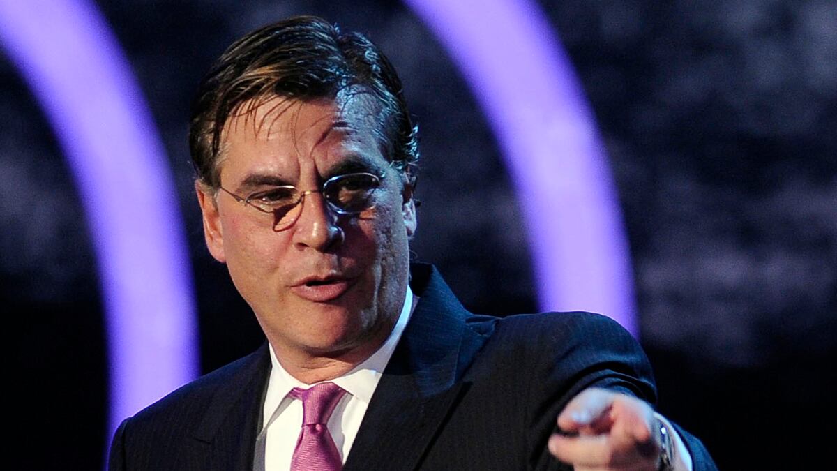 cheats/2012/08/02/sorkin-denies-firing-writing-staff/sorkin-newsroom-writers-cheat_yr15ts