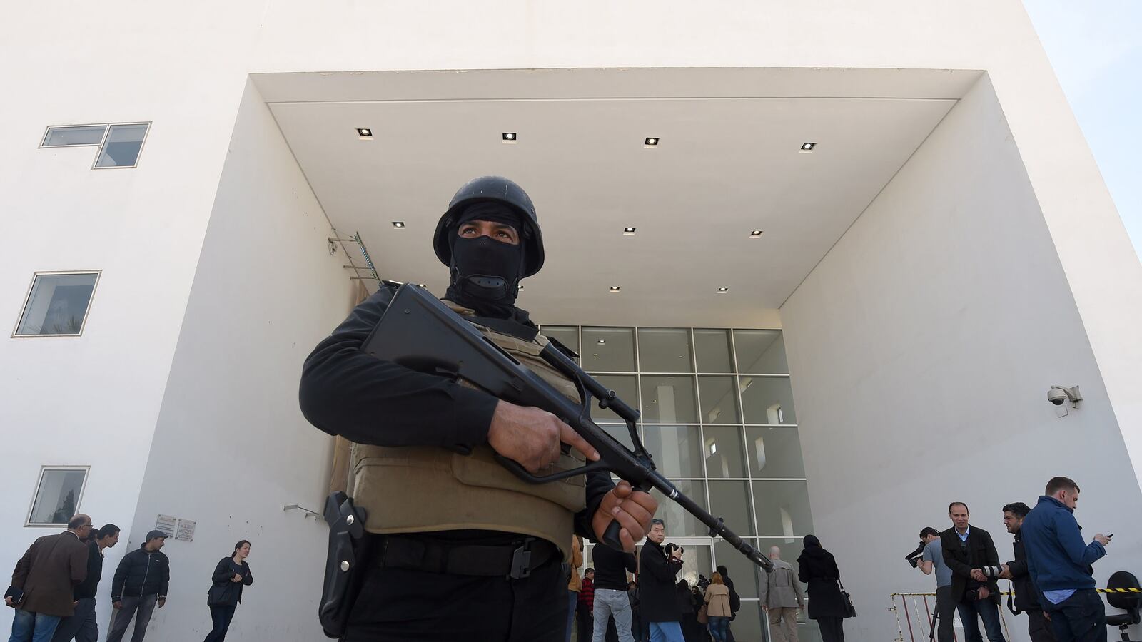 articles/2015/03/19/isis-claims-bloody-tunis-attack/150319-dettmer-tunisia-isis-tease_g1uxrq