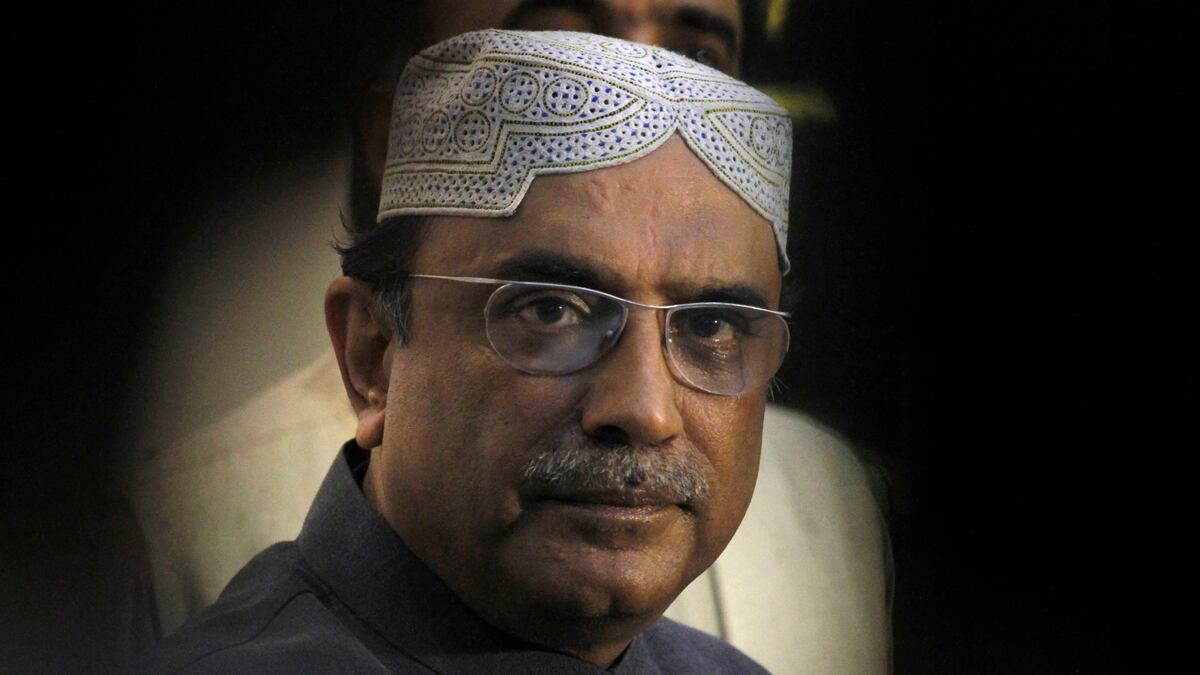 cheats/2011/12/07/pakistan-prez-has-heart-attack-report/pakistan-president-zardari-heart-attack-cheat_lcyjhv