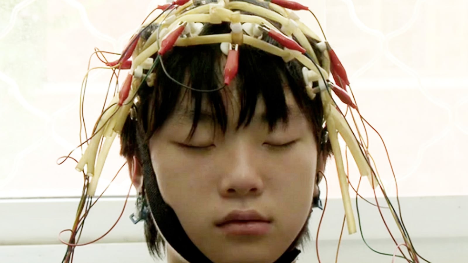 articles/2014/01/26/the-best-of-the-2014-sundance-film-festival-frank-web-junkie-anna-kendrick-and-more/140119-stern-web-junkie-tease_djheiz