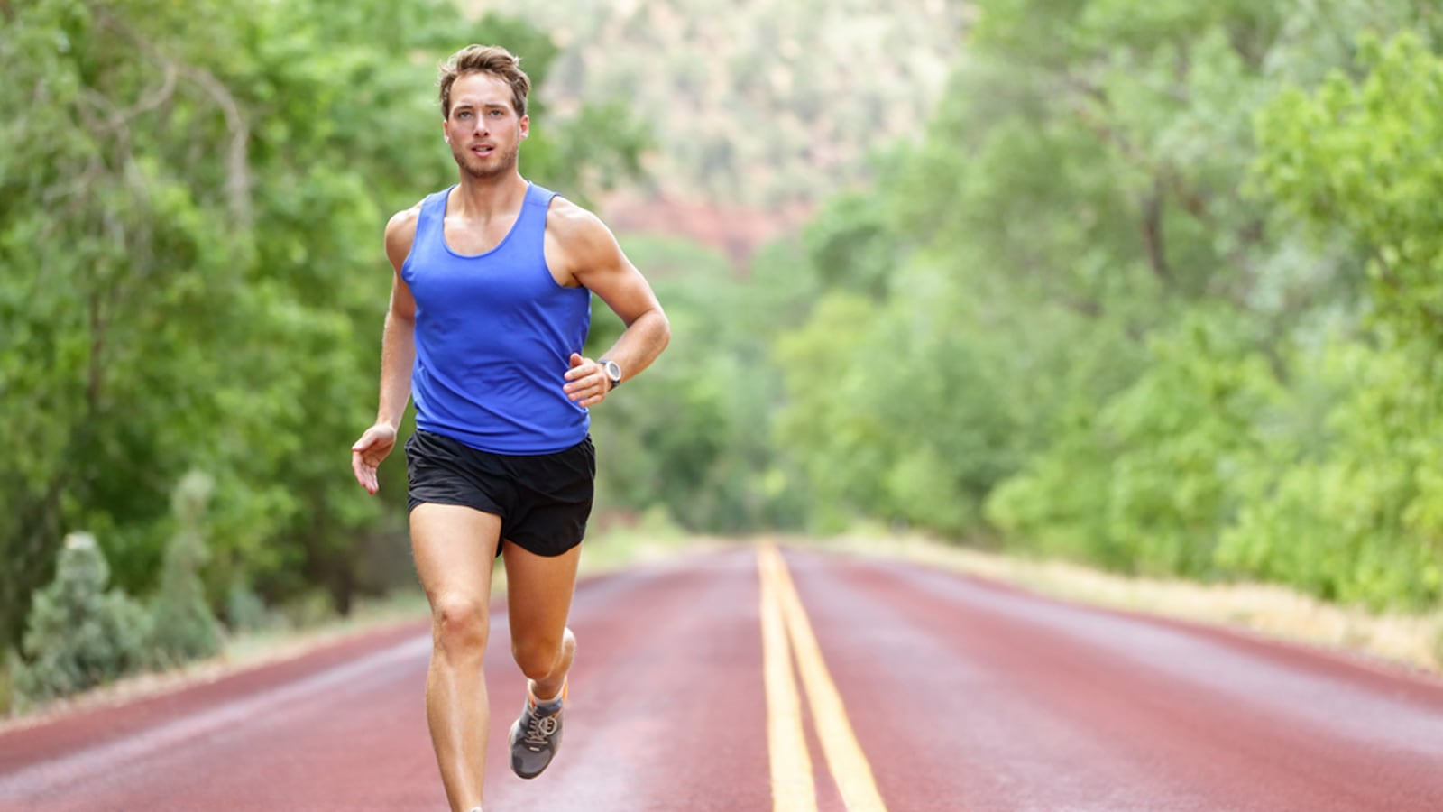 articles/2014/04/23/how-to-use-your-lunch-hour-for-better-productivity-without-ever-taking-a-bite/140422-ferenstein-experiment-tease_ss1itc