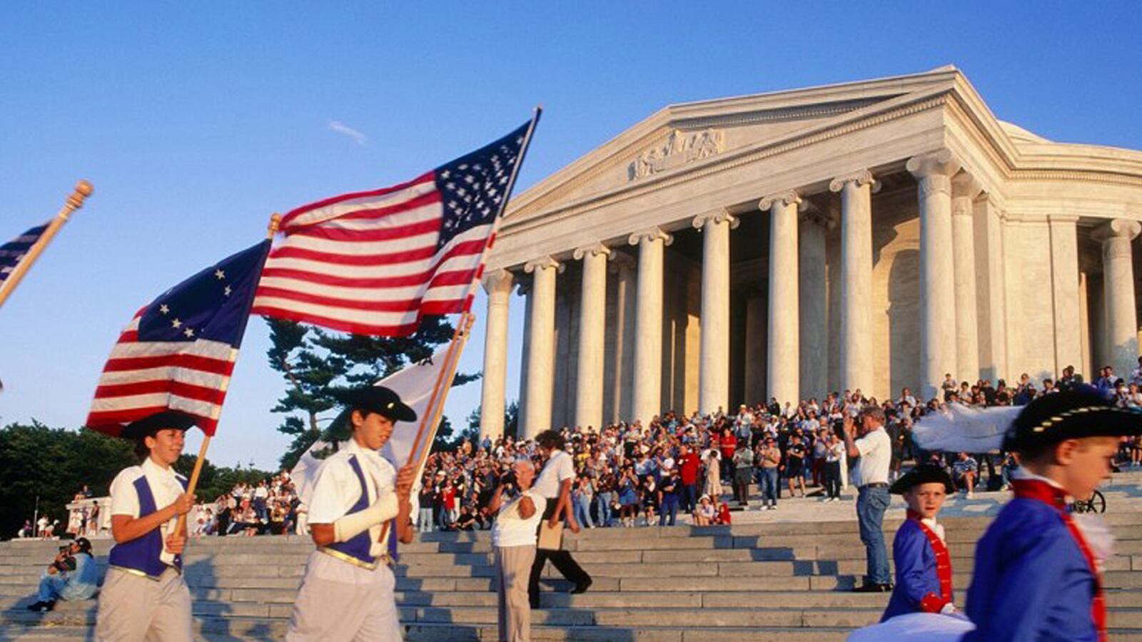 galleries/2013/07/03/seven-best-fourth-of-july-parades-in-america-photos/130702-best-4th-of-july-parades-tease-GAL_usyw9t