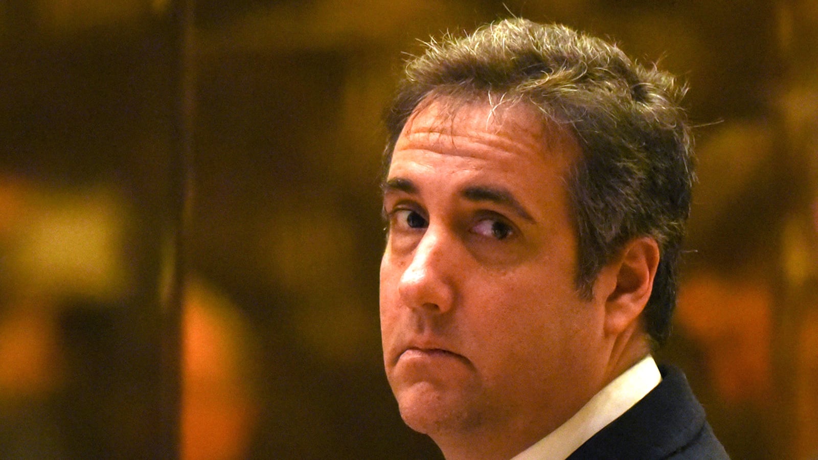 articles/2017/04/03/trump-s-personal-lawyer-teams-with-a-lobbying-giant/170403-Markay-michael-cohen-tease_sqekqa