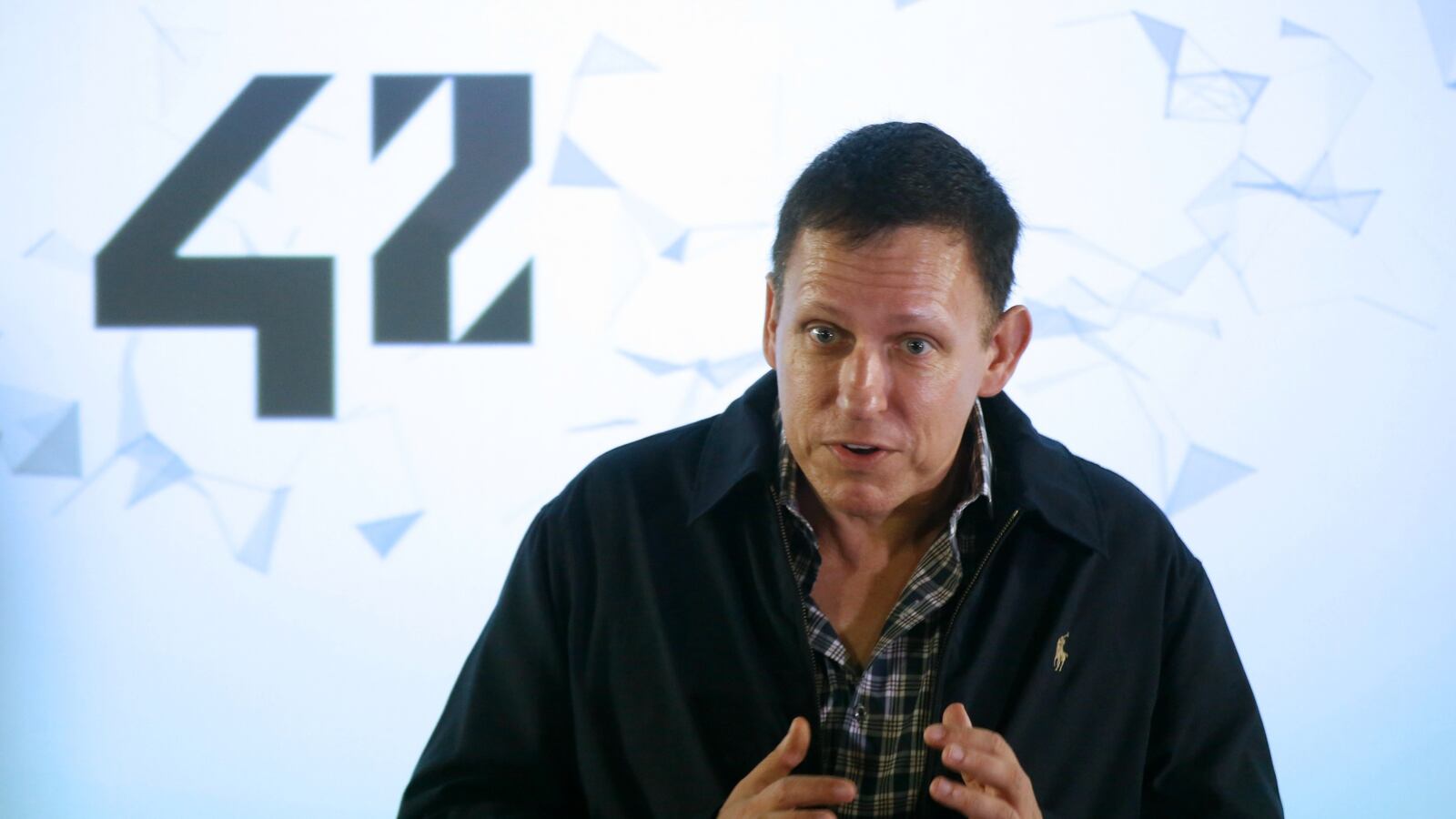 cheats/2016/06/10/report-gawker-might-sue-peter-thiel/160610-thiel-gawker-cheat_ak3mfp