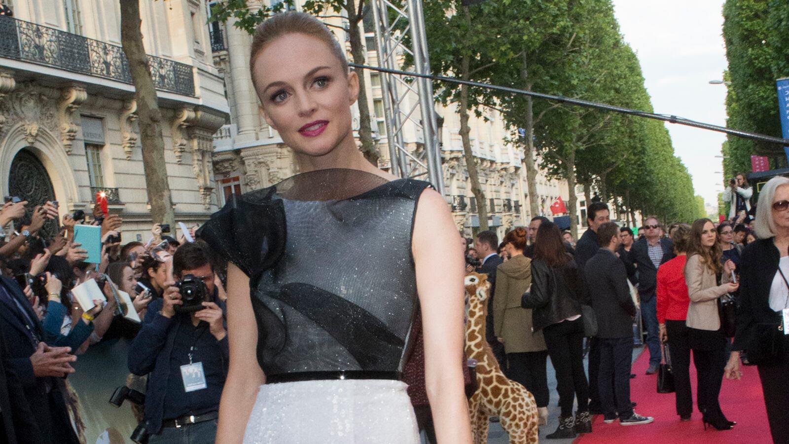 cheats/2013/07/24/lifetime-making-flowers-in-the-attic-movie/130724-lifetime-movie-cheat_a18xbj