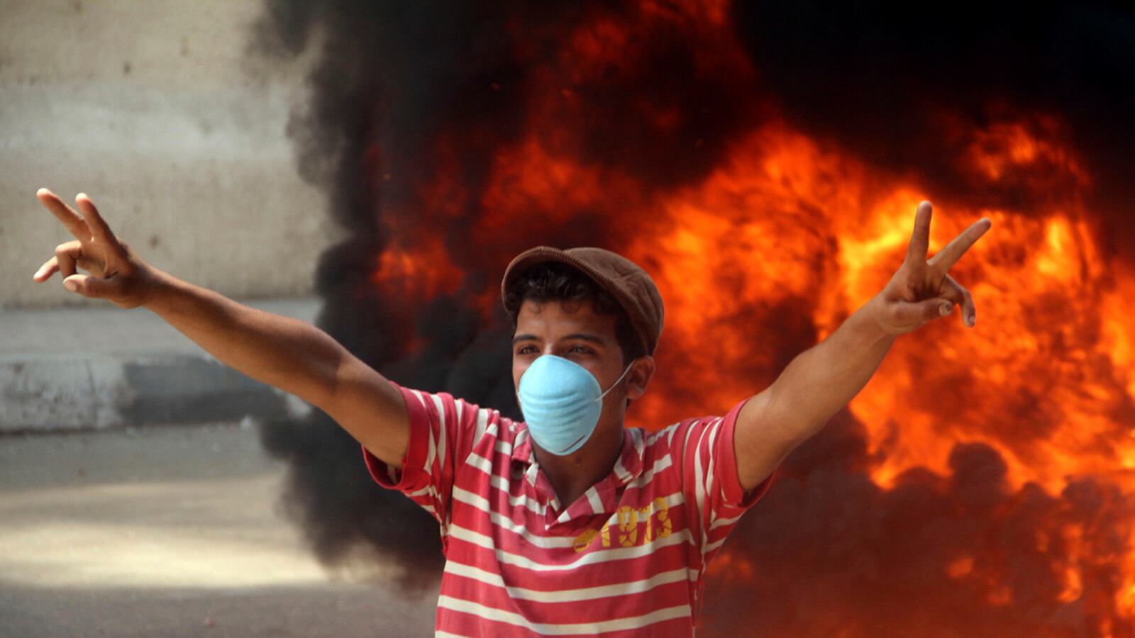 articles/2011/06/30/egypt-revolution-violence-leaves-one-thousand-wounded/egypt-violence-lindsey_x2kgw9