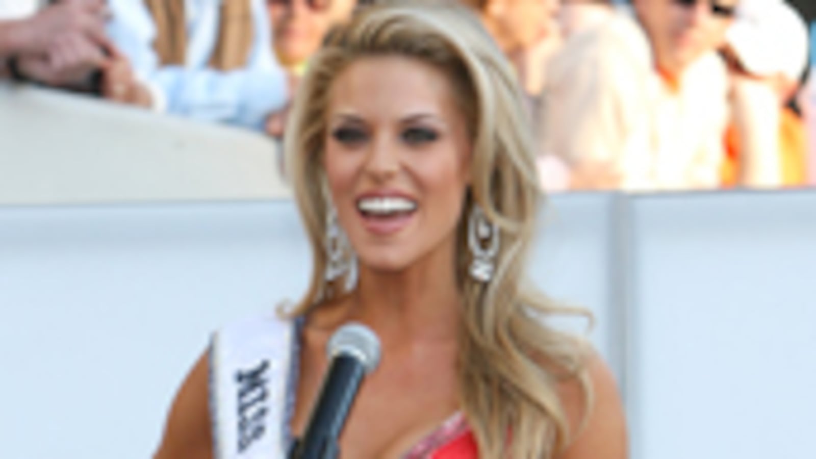 articles/2009/05/07/the-fight-to-exploit-miss-california/mcclear-miss-ca_25707_tbgfqq