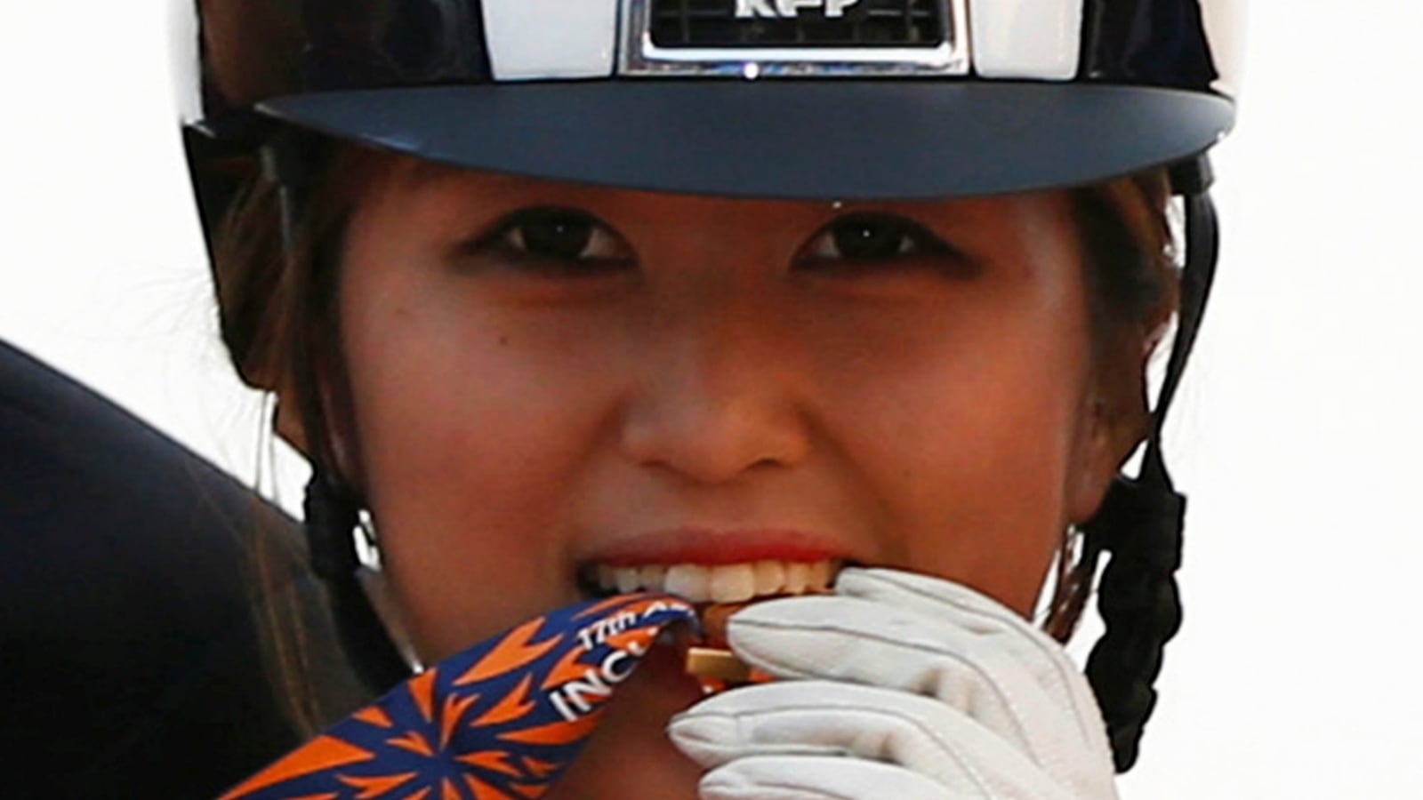 cheats/2017/01/02/chung-yoo-ra-most-wanted-in-south-korea-presidential-scandal-detained/170102-chung-yoo-ra-south-korea-cheat_ktdr0q