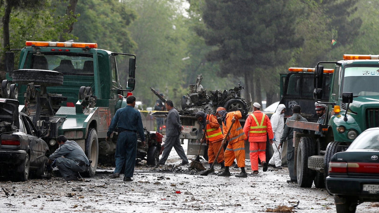 cheats/2017/05/03/attack-on-nato-convoy-in-kabul-kills-8-civilians/170503-Kabul-suicide-bomb_f7sgnm