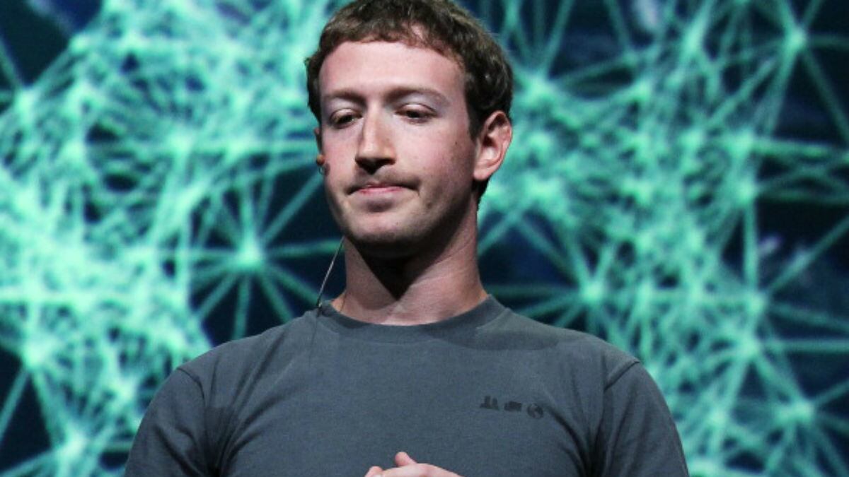 articles/2012/11/01/the-idf-missed-mark-zuckerberg/facebook-insiders_wxw8ue