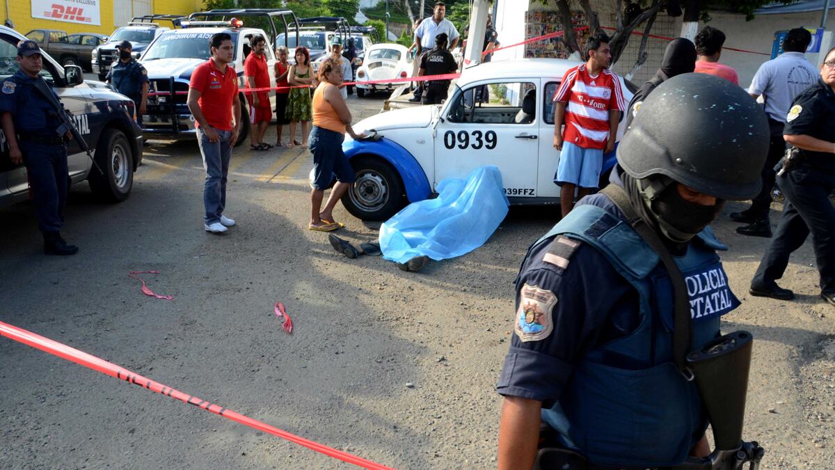 articles/2011/12/09/mexico-a-country-in-crisis-needs-a-fix-the-size-of-the-marshall-plan/mexico-drugs-ackerman_v2rrrn