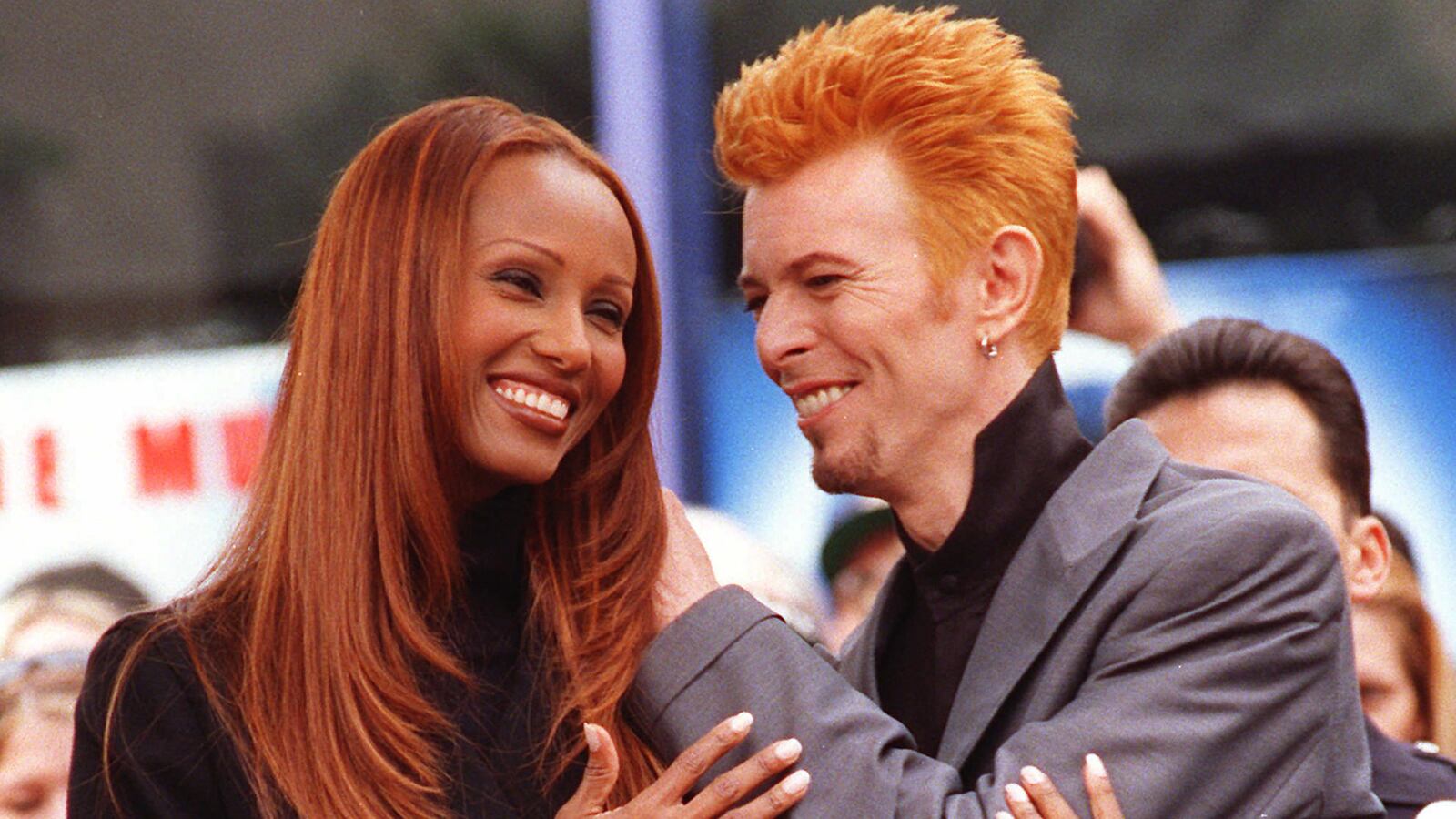 articles/2016/02/14/top-ten-power-couples-of-all-time/160214-sykes-couples-tease_pjwztq