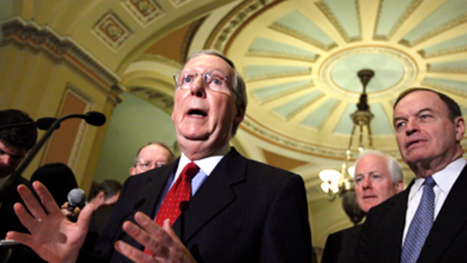 cheats/2010/04/13/bipartisan-banking-reform-derailed/mitch-mcconnell_bwuttt