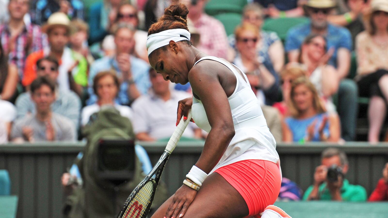 cheats/2013/07/01/serena-williams-loses-at-wimbledon/130701-serena-loses-wimbledon-cheat_fsslqg
