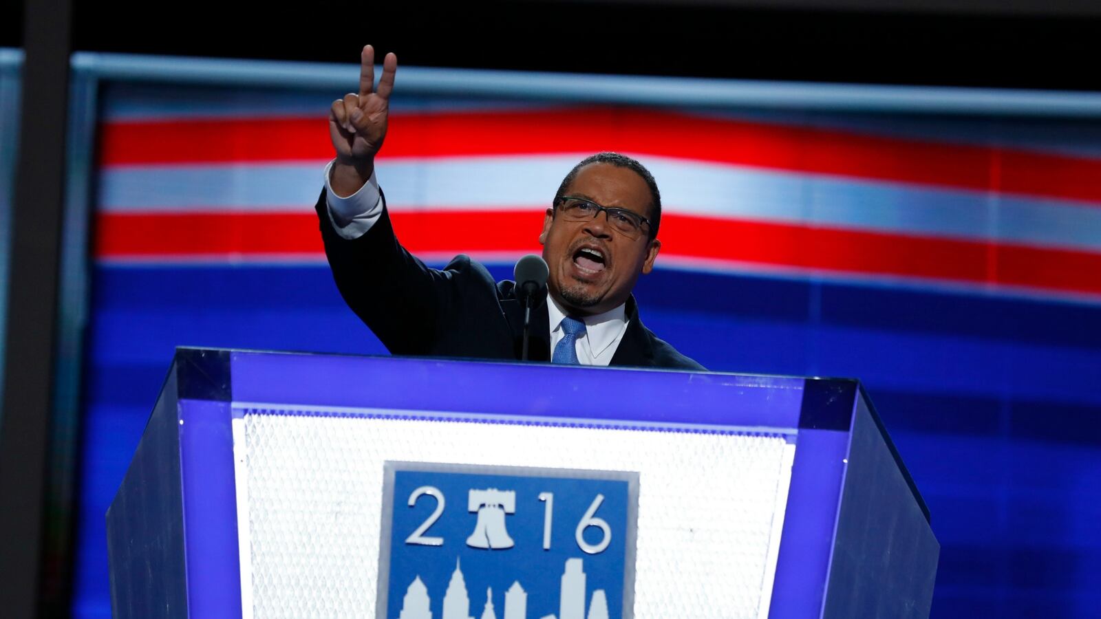 cheats/2016/11/14/keith-ellison-announces-dnc-chair-run/161114-keith-ellison-dnc-cheat_cqyzdv