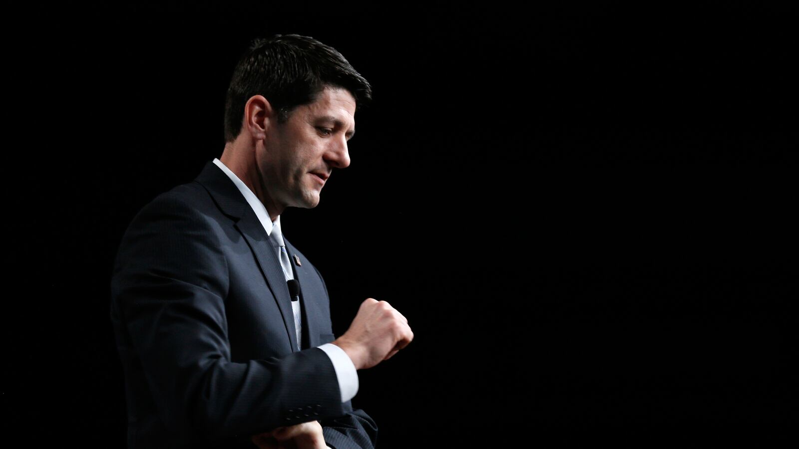 articles/2014/05/21/paul-ryan-s-war-on-poverty/140520-christie-ryan-tease_vujqwe