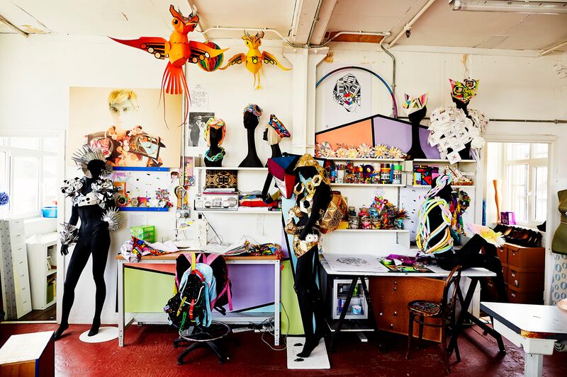 galleries/2014/03/19/the-fashionable-selby-a-peek-inside-designers-studios-photos/gal-fashionable-selby-10_remblb