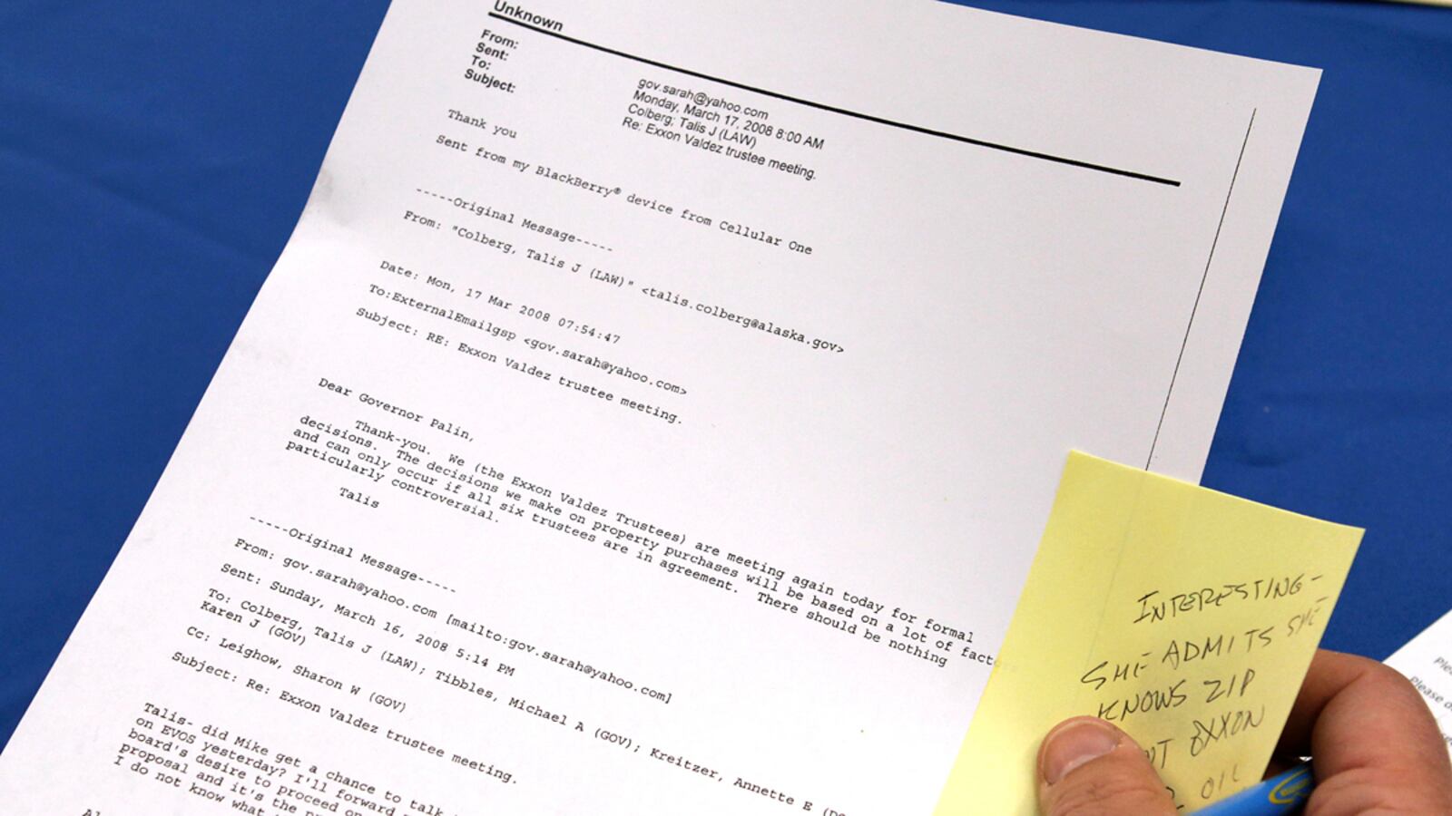 cheats/2011/06/16/alaska-investigates-missing-palin-emails/palin-email-bush-cheat_gcjybh