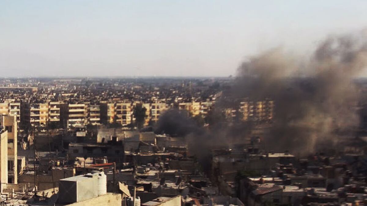 cheats/2012/07/27/aleppo-set-for-major-battle/syria-fire-cheat_uvev7g