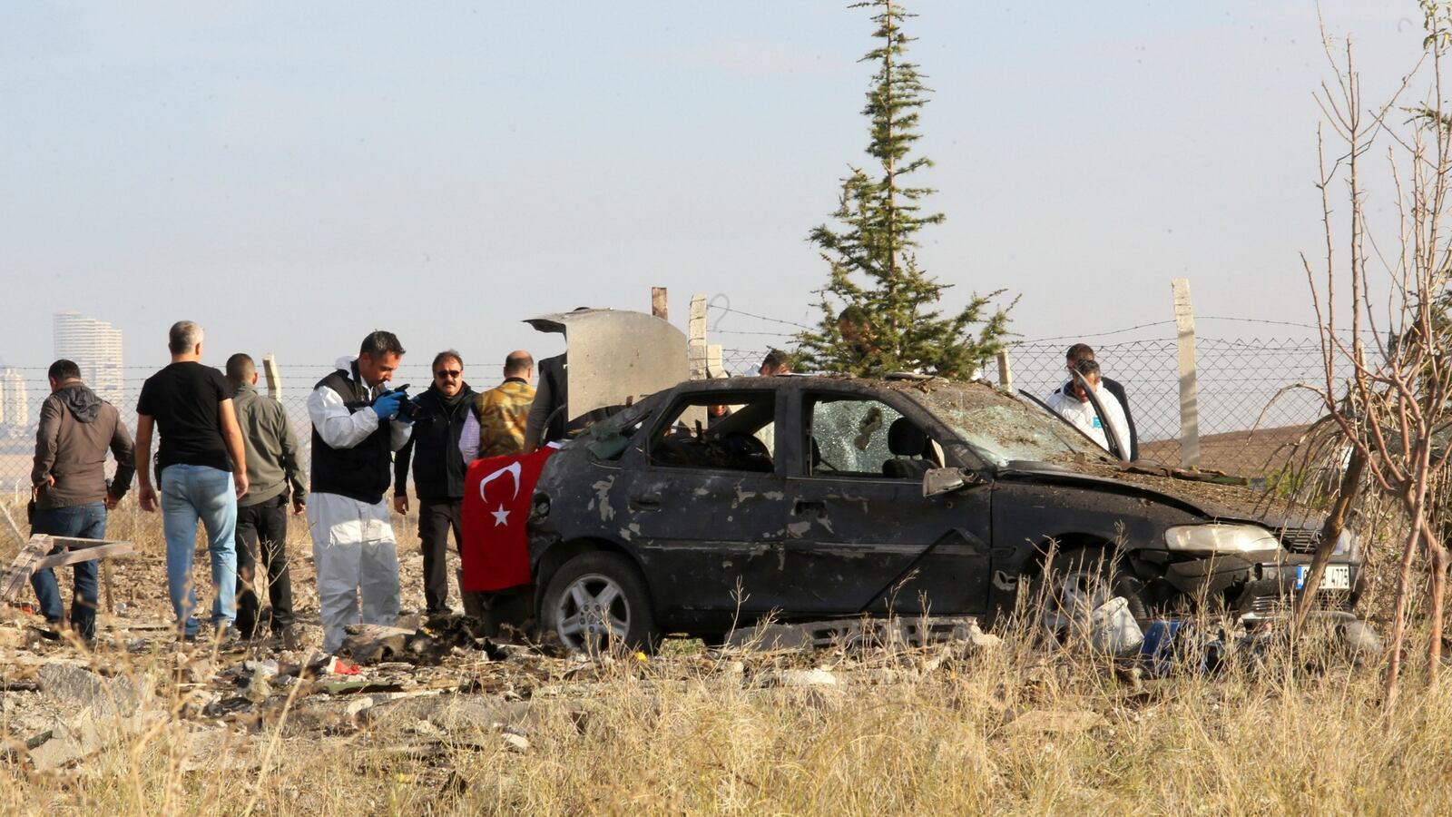 cheats/2016/10/08/suicide-bombers-strike-ankara/161008-ankara-suicide-bombers-cheat_oyi57u